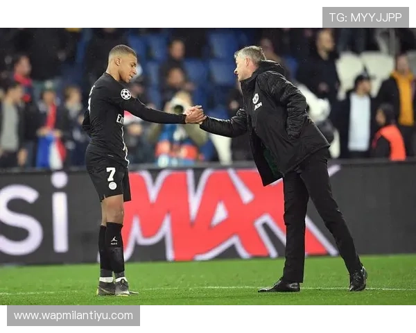 专业解说AC米兰比赛让你轻松理解足球战术与比赛细节